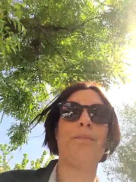 Piediniecollant online show from 16, 4, 2026