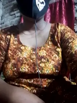 Snapshot of Liza0103 chatting on 27, 10, 2025 Liza0103 online show from 27, 10, 2025