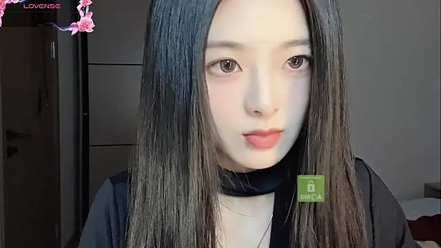 Snapshot of ronronner233 chatting on 2, 11, 2025 ronronner233 online show from 2, 11, 2025