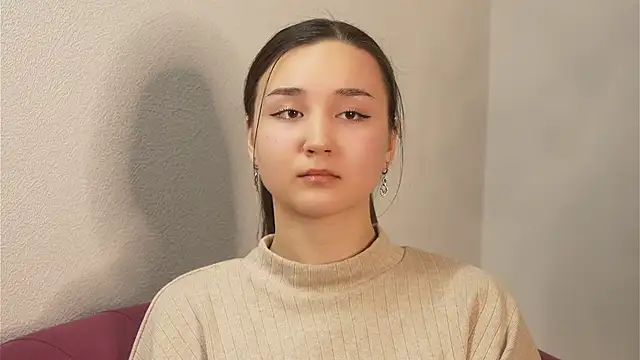 Snapshot of NilsaGraci chatting on 28, 10, 2025 NilsaGraci online show from 28, 10, 2025