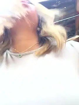 AriVelvet online show from 14, 1, 2026