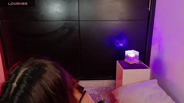 Snapshot of emilyy1_ chatting on 10, 1, 2026 emilyy1 online show from 10, 1, 2026