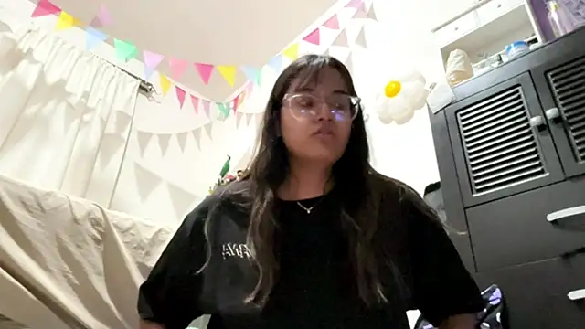 Snapshot of SolcitaThiccc chatting on 5, 11, 2025 SolcitaThiccc online show from 5, 11, 2025