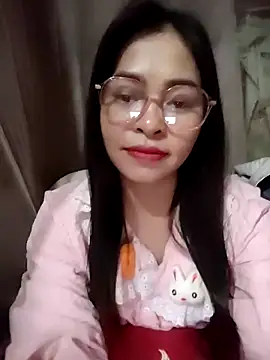 Snapshot of Bamboo-niee123 chatting on 23, 4, 2026 Bamboo-niee123 online show from 23, 4, 2026