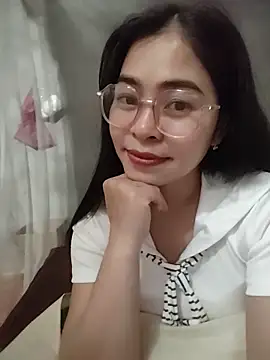 Snapshot of Bamboo-niee123 chatting on 14, 5, 2026 Bamboo-niee123 online show from 14, 5, 2026