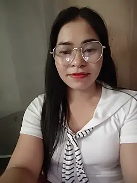 Snapshot of Bamboo-niee123 chatting on 20, 5, 2026 Bamboo-niee123 online show from 20, 5, 2026