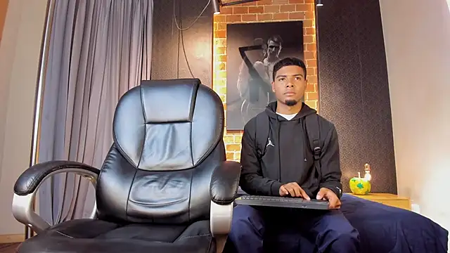 Jack and Joes online show from 3, 12, 2025