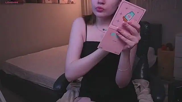 R I N A online show from 11, 4, 2026