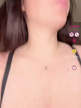 Snapshot of MysteryGirl__ chatting on 27, 4, 2026 MysteryGirl online show from 27, 4, 2026