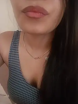 Snapshot of Lusty-Girl chatting on 4, 11, 2025 Lusty-Girl online show from 4, 11, 2025