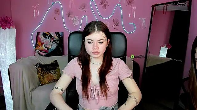 Snapshot of isabel_wave chatting on 25, 4, 2026 isabel wave online show from 25, 4, 2026