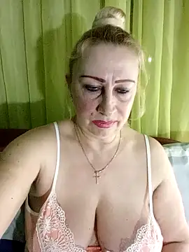 Esenia505 online show from 4, 4, 2026