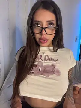 AshleyWinslow online show from 25, 3, 2026