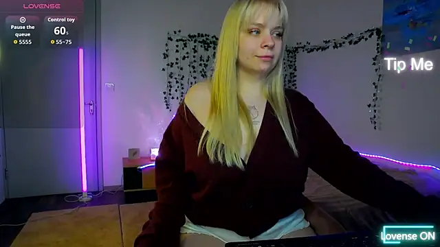 Snapshot of LisaCandy1 chatting on 5, 2, 2026 LisaCandy1 online show from 5, 2, 2026