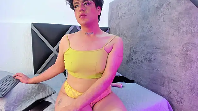 Yordan Curvyhot online show from 31, 10, 2025