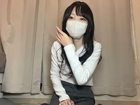 Snapshot of eroeroMiYUeroeo chatting on 2, 11, 2025 eroeroMiYUeroeo online show from 2, 11, 2025