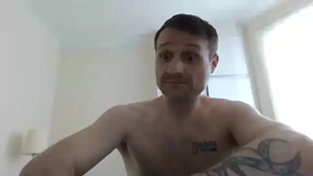 Snapshot of Caliguy36 chatting on 21, 5, 2026 Caliguy36 online show from 21, 5, 2026