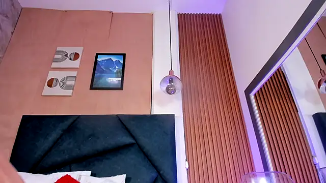 Ivy Spicy online show from 25, 3, 2026