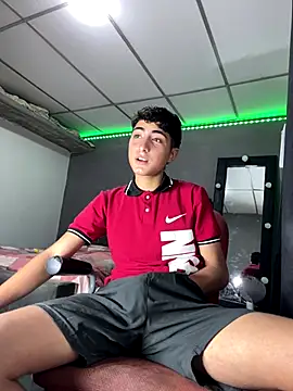 Snapshot of MathieuAGT chatting on 1, 11, 2025 MathieuAGT online show from 1, 11, 2025