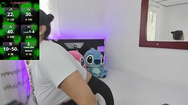 Snapshot of Isa-Giraldo chatting on 5, 2, 2026 Isa-Giraldo online show from 5, 2, 2026