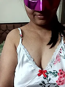 Snapshot of Naughty-Nancy chatting on 12, 1, 2026 Naughty-Nancy online show from 12, 1, 2026