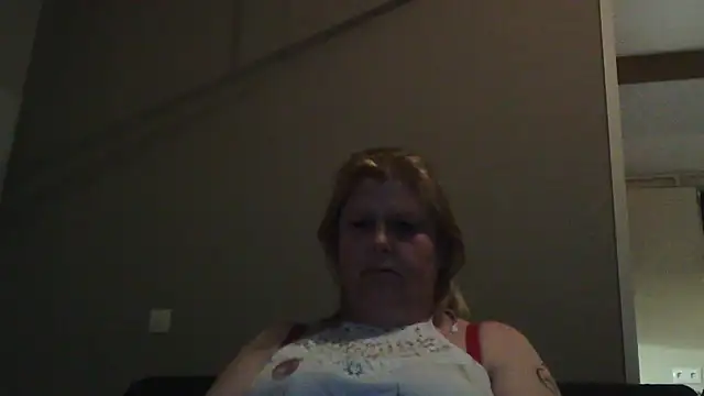 Sylviastar46 online show from 7, 2, 2026