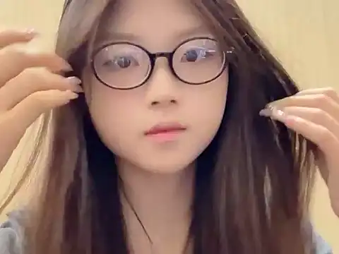 Snapshot of xiaojingzi66 chatting on 5, 11, 2025 xiaojingzi66 online show from 5, 11, 2025