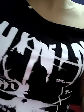 Snapshot of Agine222 chatting on 31, 10, 2025 Agine222 online show from 31, 10, 2025