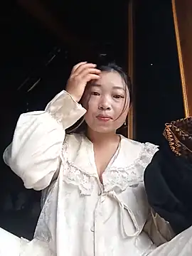 julybe online show from 9, 6, 2026