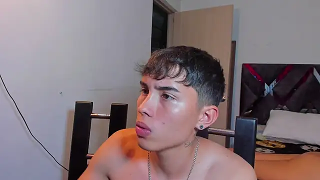 MollyandFher online show from 18, 11, 2025