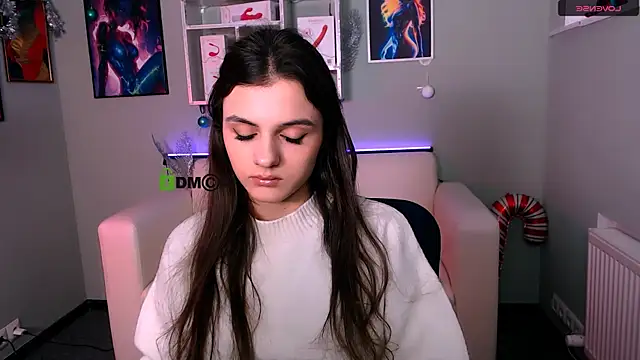 lisa dark  online show from 11, 1, 2026