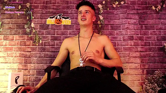 Snapshot of SirReedd chatting on 29, 10, 2025 SirReedd online show from 29, 10, 2025