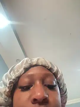 SP1CY MOMMY online show from 4, 7, 2026