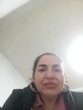 Snapshot of MaryRoze_ chatting on 4, 6, 2026 MaryRoze online show from 4, 6, 2026