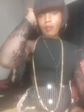 Snapshot of Lucile_Carrie chatting on 14, 4, 2026 Lucile Carrie online show from 14, 4, 2026
