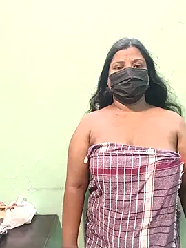 Snapshot of tamil_Nithya_J chatting on 17, 5, 2026 tamil Nithya J online show from 17, 5, 2026