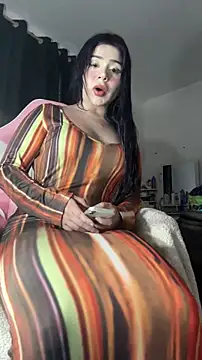 Snapshot of cowgirllyx chatting on 15, 11, 2025 cowgirllyx online show from 15, 11, 2025
