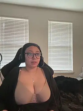 minha baby online show from 15, 4, 2026