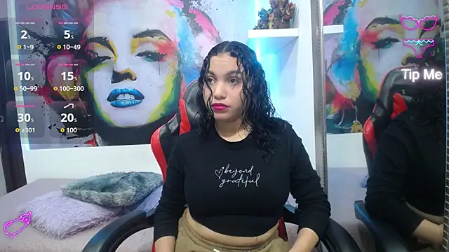 Snapshot of valeria_martinez19 chatting on 26, 5, 2026 valeria martinez19 online show from 26, 5, 2026