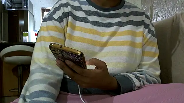 NewBeginnings8 online show from 18, 2, 2026