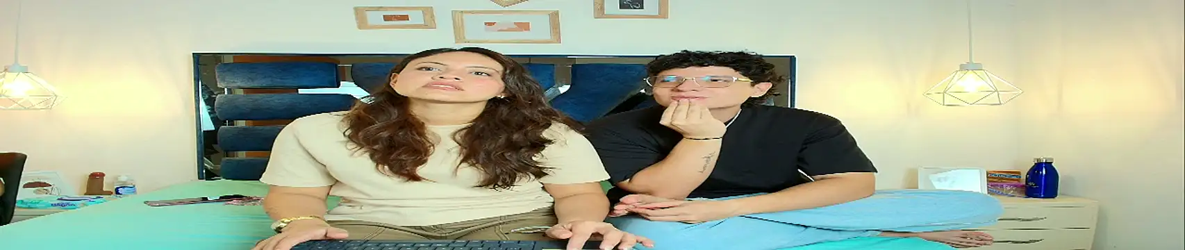 Zoe And Dylan  online show from 20, 3, 2026