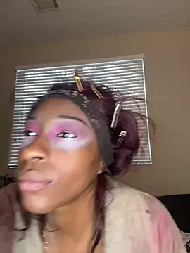 MadameMuse online show from 18, 2, 2026