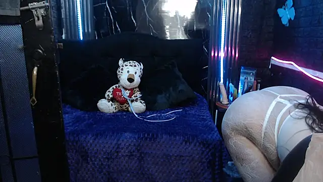 Snapshot of lehia_285 chatting on 9, 6, 2026 lehia 285 online show from 9, 6, 2026