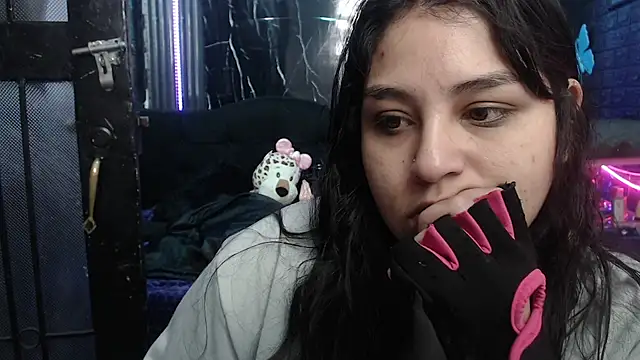 Snapshot of lehia_285 chatting on 6, 7, 2026 lehia 285 online show from 6, 7, 2026