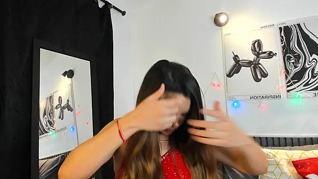 Cloe Bonne online show from 18, 12, 2025