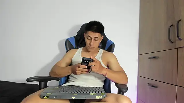 dorman boy online show from 26, 2, 2026