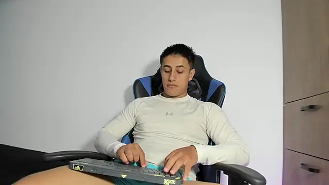 dorman boy online show from 2, 3, 2026