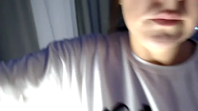 Snapshot of Touch_me_Taste_it chatting on 10, 11, 2025 Touch me Taste it online show from 10, 11, 2025