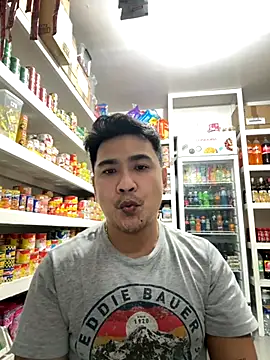 Snapshot of UncleLoverBoy1987 chatting on 4, 11, 2025 UncleLoverBoy1987 online show from 4, 11, 2025