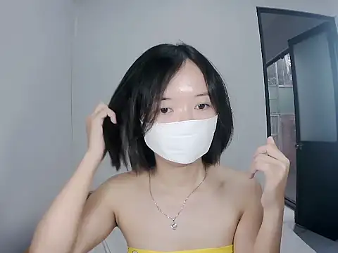 Snapshot of 10tb chatting on 13, 11, 2025 10tb online show from 13, 11, 2025